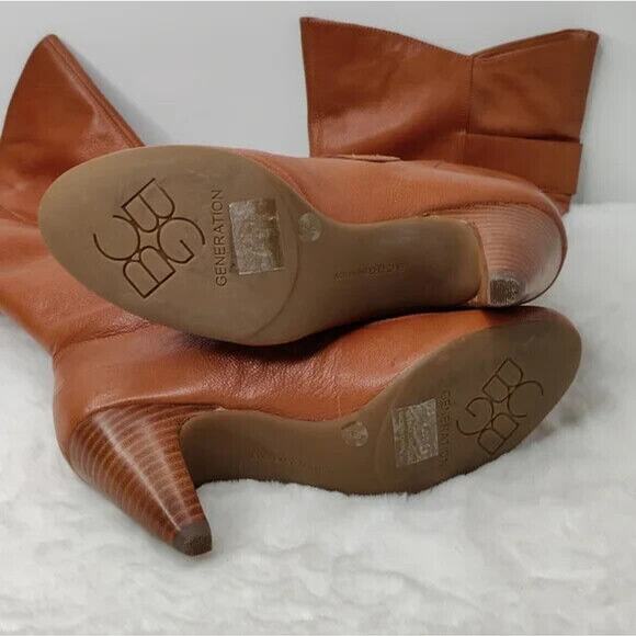 Y2K Tan Leather BCBG Knee High Boots Size 7B - Picture 6 of 8